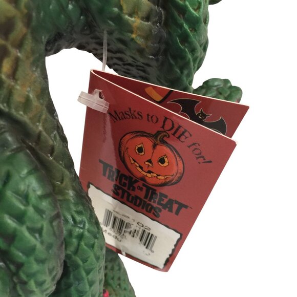 Trick or Treat Studios Adult MEDUSAS with Chin Strap MASKS TO DIE FOR! - Picture 7 of 7